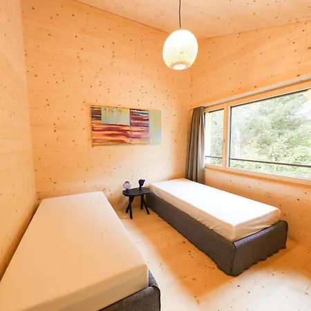 Апартаменты Sparenmoos - Og - Dg Nord-ost By Interhome Цвайзиммен